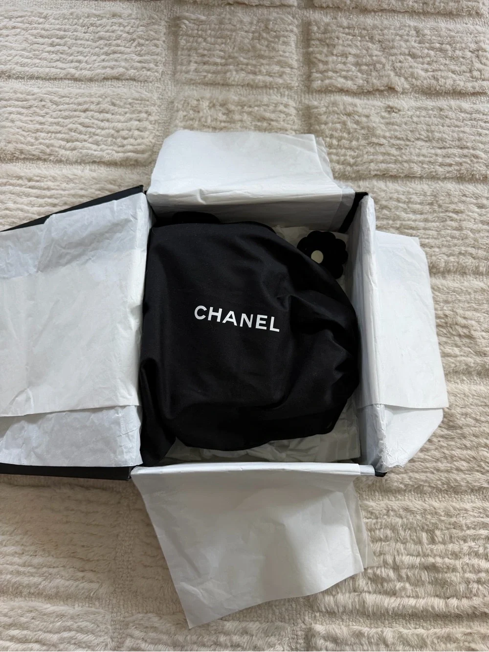 CHANEL classic effortlessly